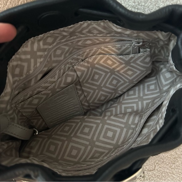 Brighton Brit leather mini bucket hobo crossbody/ shoulder bag. - Picture 7 of 7